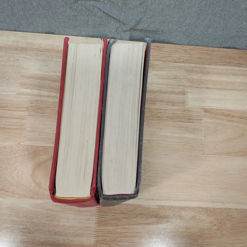 Scholastic Suzanne Collins Hunger Games Catching Fire Hardcover Book Set